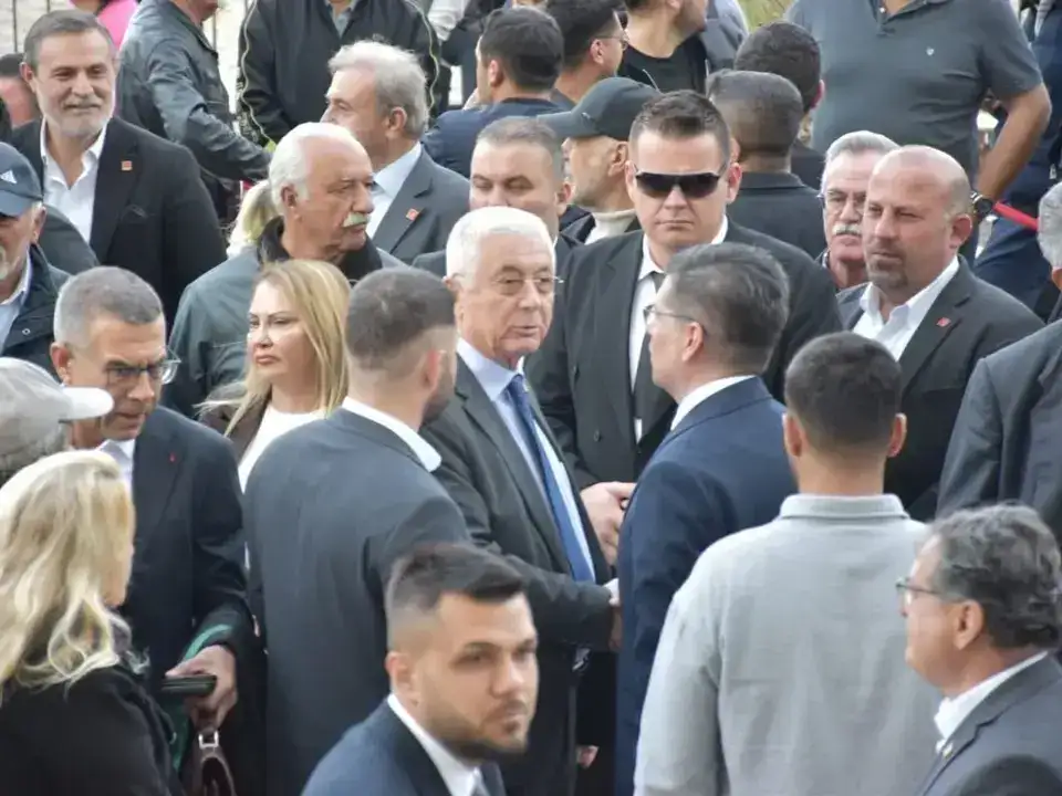 Muhittin Böcek İçin Siyaset Dünyası Antalya Adliyesi'nde 10